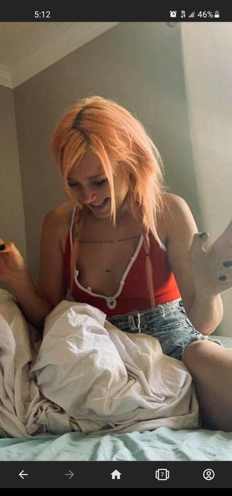 Nova Rockafeller pretty actress pic