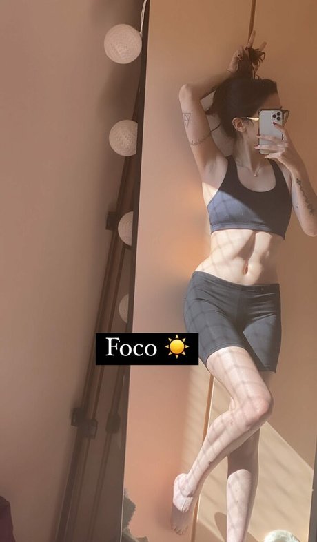 Ju Scochi model perfect images