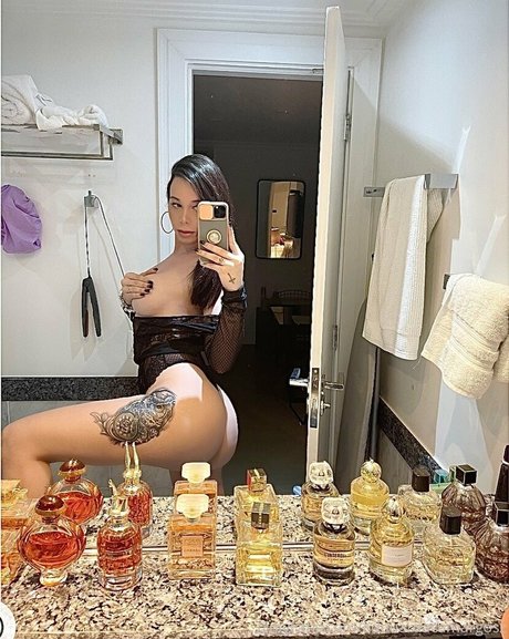 Eduarda Camargo nude pornstar archive