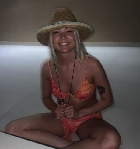 Cat Dart star pornographic photo