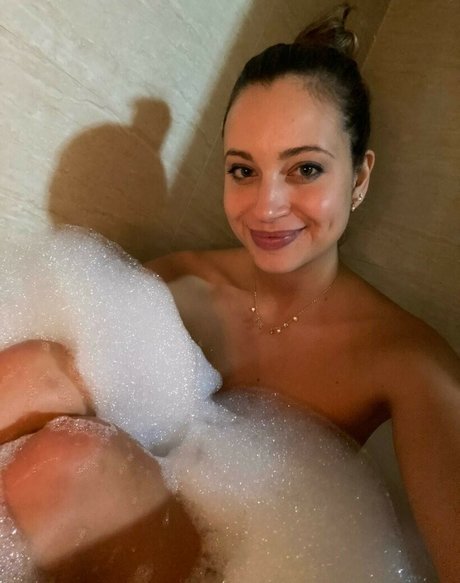 Sofia Jolie xxx star images