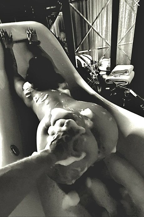 Sandra Bierczak pornstar adult pictures