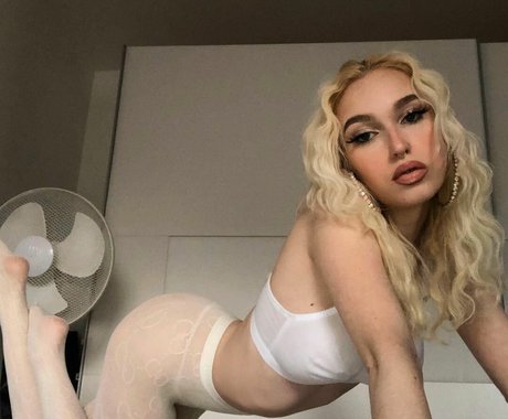 _lilsauvage_ pornstar high quality galleries