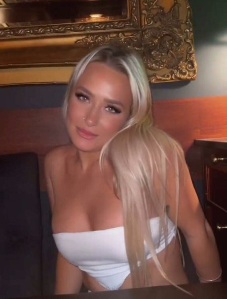 Katelyn Russell star porn photos