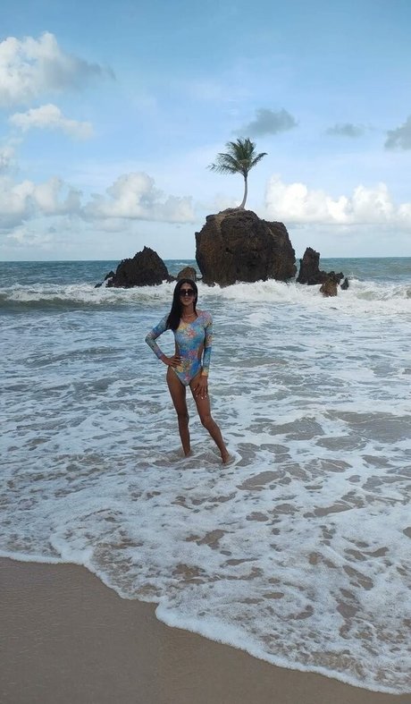 Daniela Santos star hd img