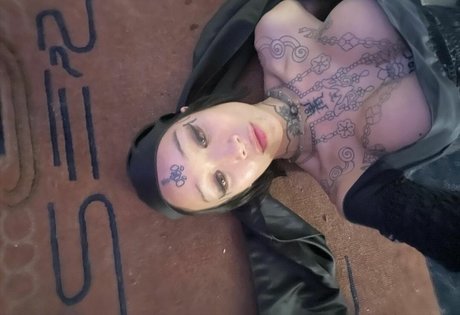 tightcorsetloosemorals free actress pic