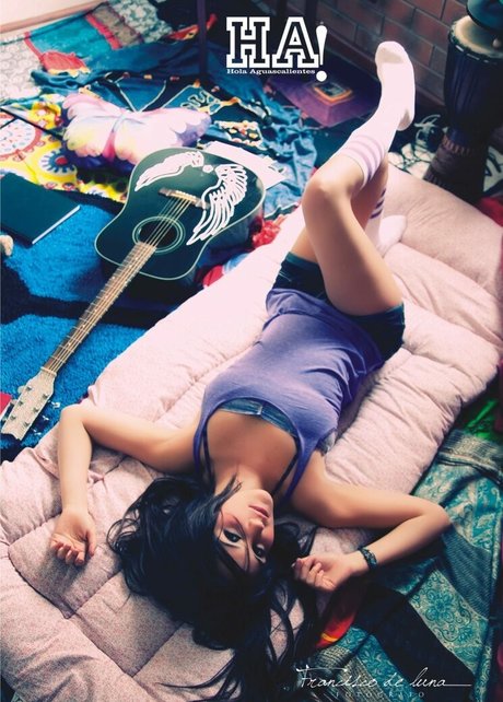 teen girls onlyfans exclusive image