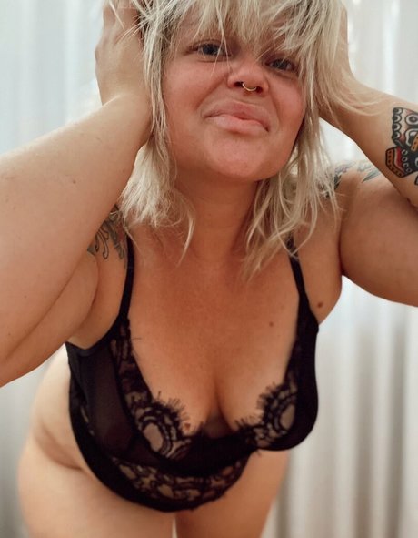 Tallulah Moon star beautiful img