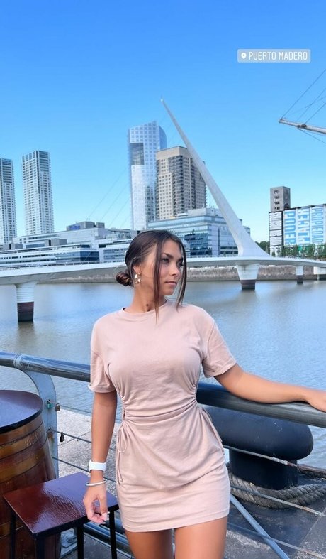 Valentina Grant pornstar xxx pics