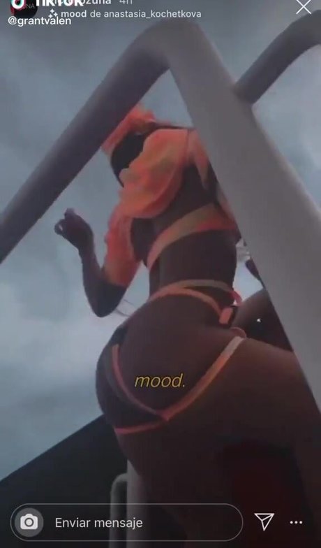 Valentina Grant xxx pornstar photo