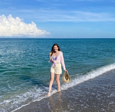 Extraseedless exclusive pornstar photos