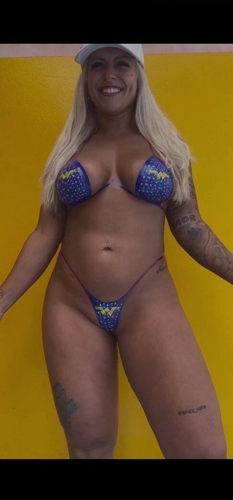 Ariana Silva nude pornstar gallery