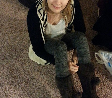 softlygaloshes star erotic photo