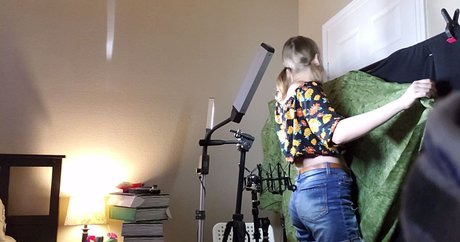 softlygaloshes xxx pornstar pic