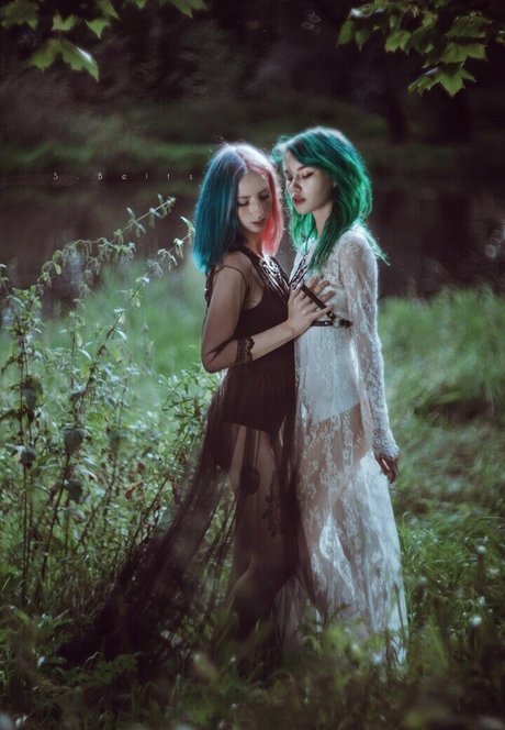 Rocken Rollia pornstar perfect images