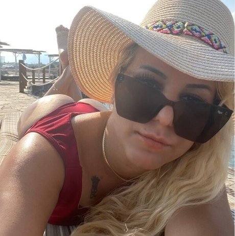 Beste Barkut adult star pictures