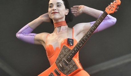 St Vincent naked star photo