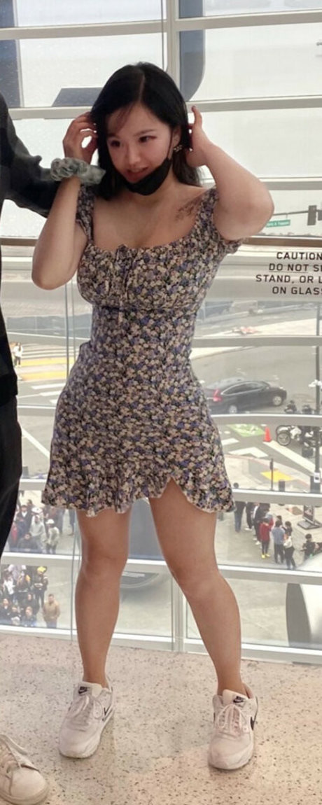 smolmikuu sexy model pictures