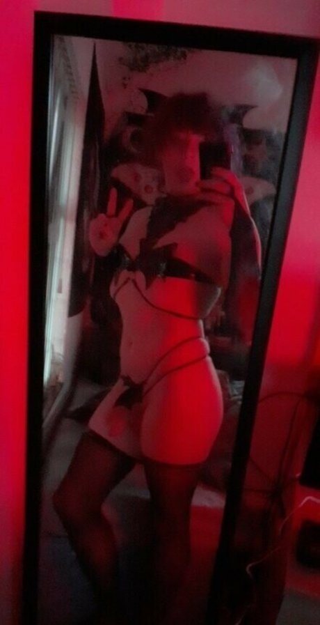 Nunicult erotic actress photo