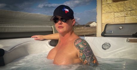 VixenActual pretty pornstar pics