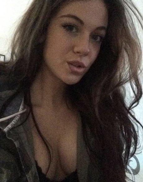 Melodymate star nude photos