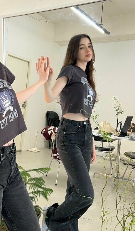 Dasha Tarab star nice pictures