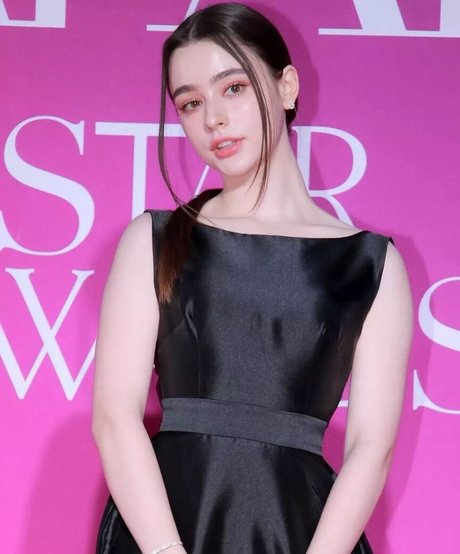 Dasha Tarab top pornstar pics