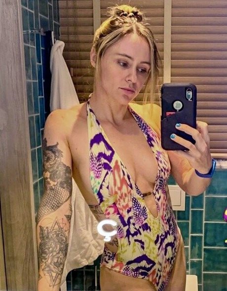 Orla Walsh pornstar hd image