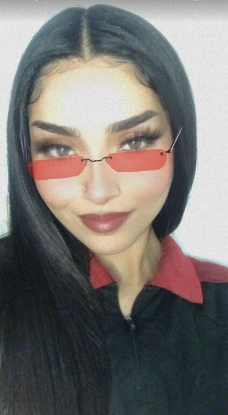 Flores Isabella98 sex pornstar pics