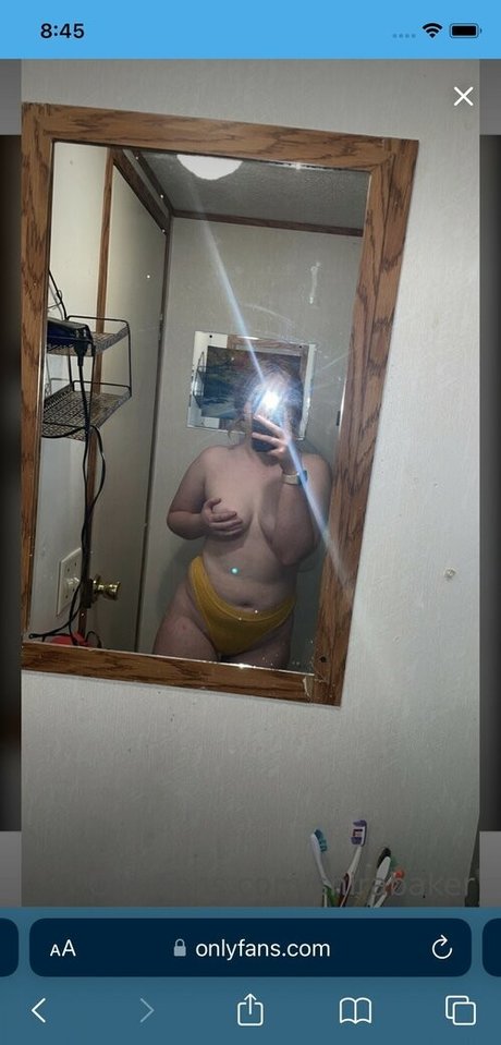 Shira Baker hot star picture