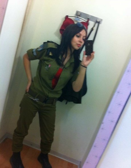 Jennie Naz sex model galleries