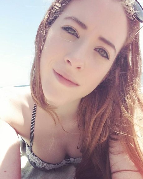 Johanna Mun naked actress pic