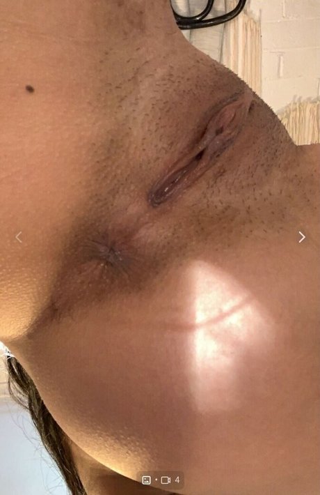 kirraafunn pornographic model image