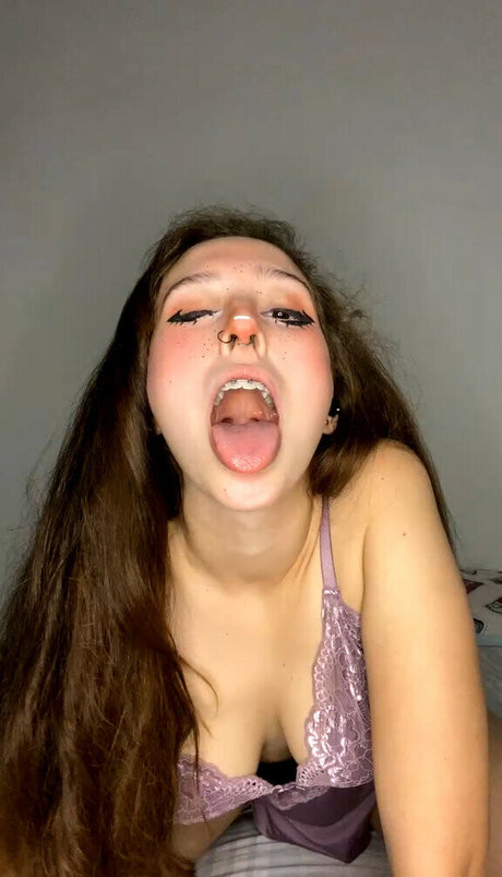 Tsuki Chan high quality star pic