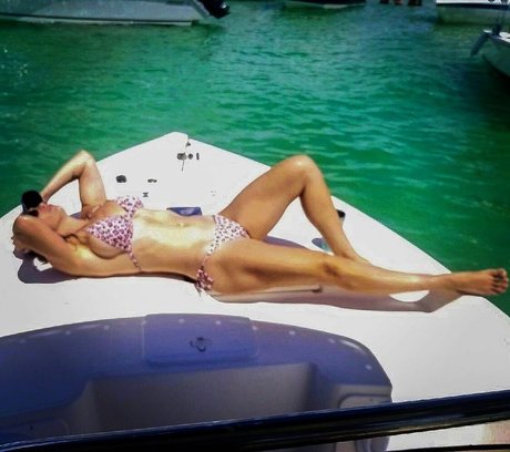 April Anne pornstar hd images