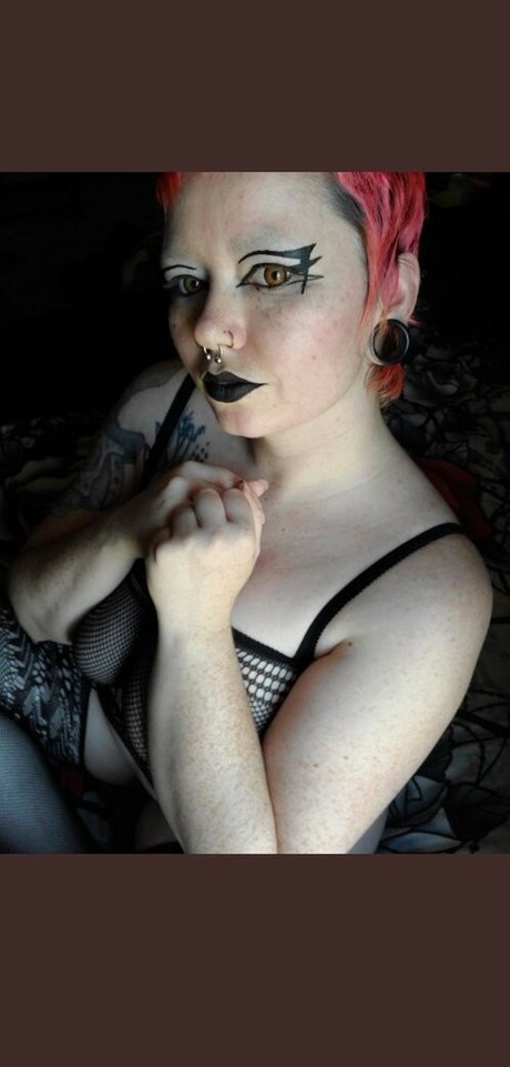 Scarletpyro art pornstar pictures