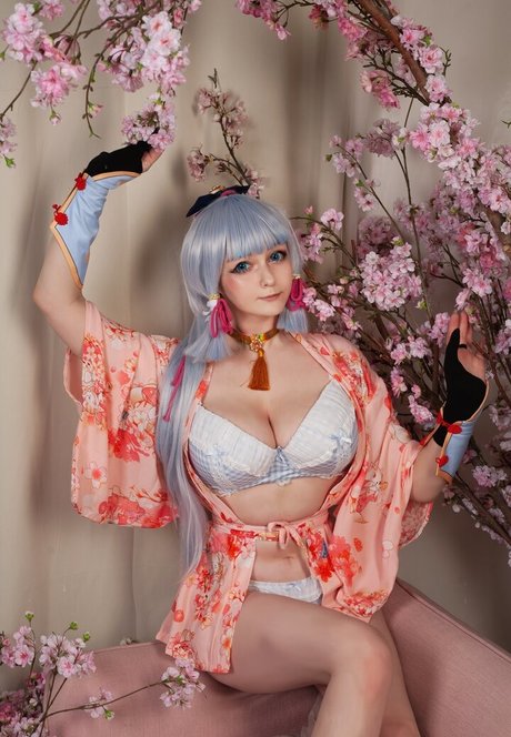 kamelyachan pornstar erotic pictures