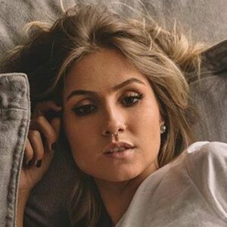 Jessyka Mourao art model pic