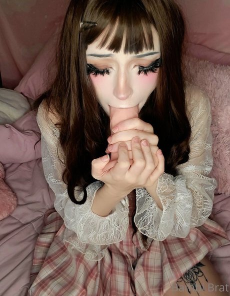 Little lost doe beautiful model picture