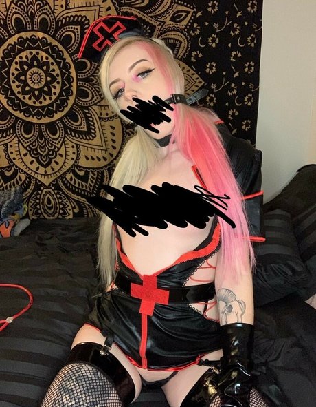 ButaneBunni star high quality picture