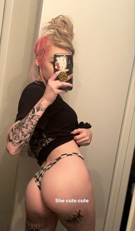 ButaneBunni nude actress gallery