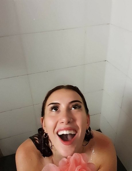 ninasiimone star art image