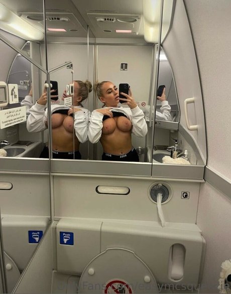 Easymcsqueezie star adult picture