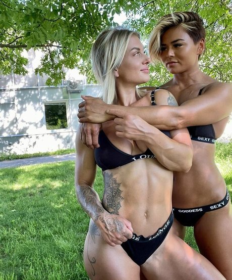 Aspenskog free model pictures