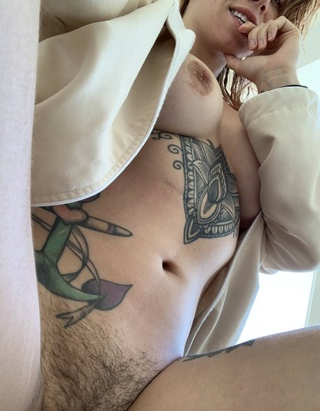 Olivia Hale star pics