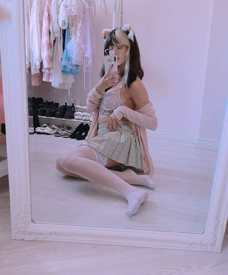 Himebunni sexy actress pics