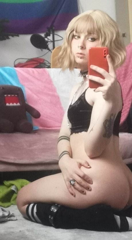 Nihlllxm model xxx pics