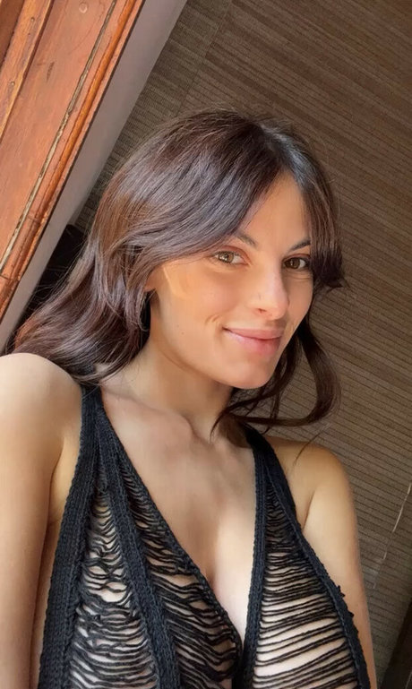 Cri52279890 porn actress pic