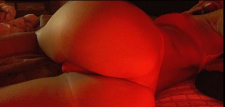 Miranda Henny model hd pic