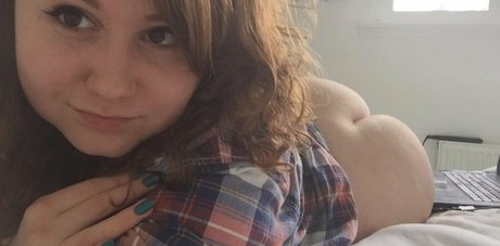 Grass N Titties naked actress archive